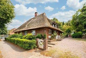 Hausansicht von der Straße