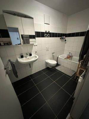 OS2 - Badezimmer.jpeg