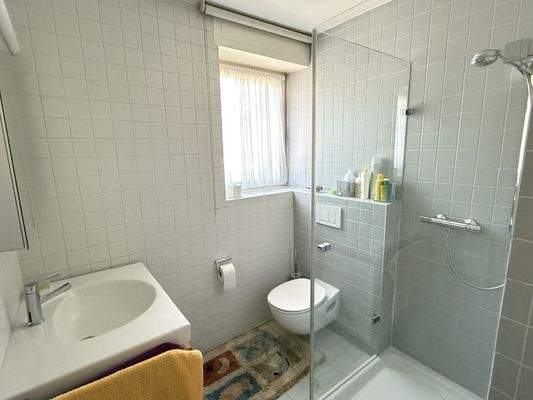 Duschbad im Erdgeschoss