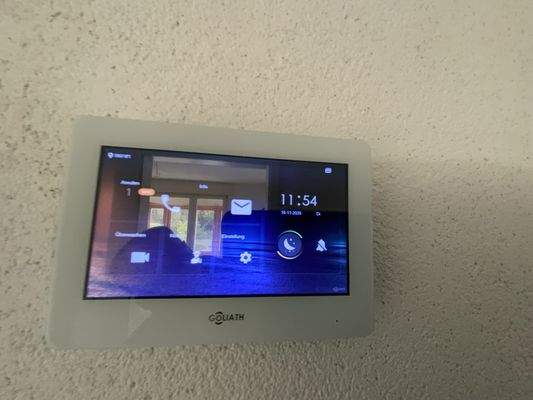 Videohaustürklingel mit Farbmonitor