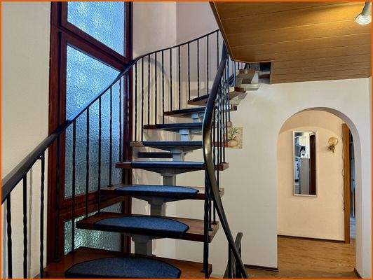 Treppe ins Dachgeschoss