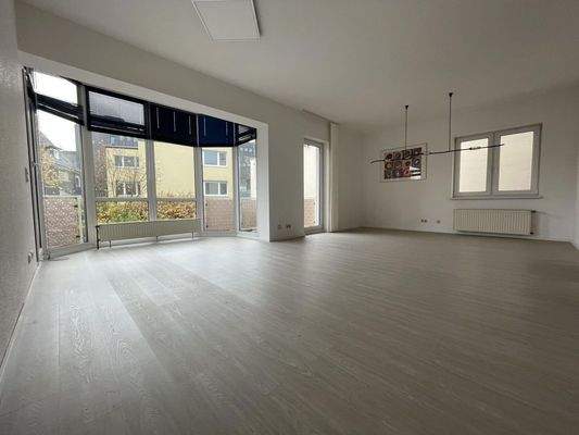  Wohnzimmer Südseite 