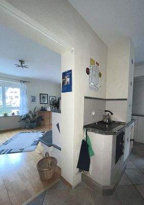 Holzherd-Kachelofen Küche-WZ