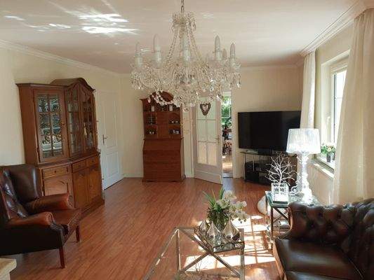 Wohnzimmer Haupthaus (EG)