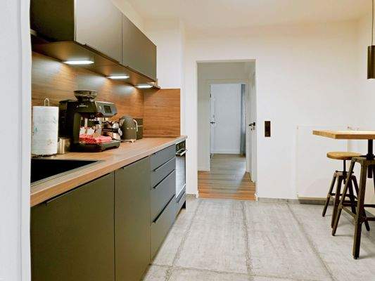 Küche Gewerbeeinheit EG