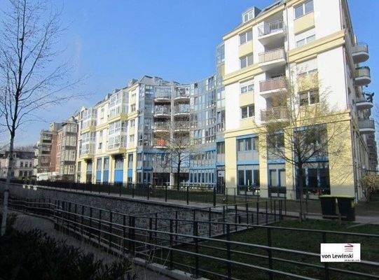 Wohn und Geschäftshaus