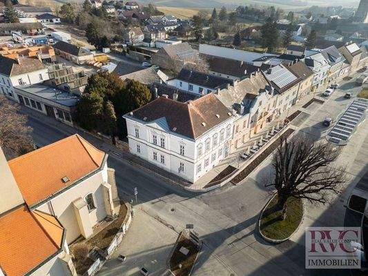 Hauptplatz-3-2115-Ernstbrunn-web-1
