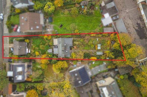 komplettes Grundstück