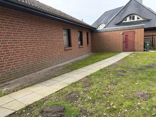 Objekt außen + Garten