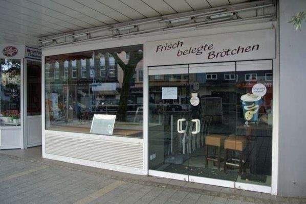 Straßen-Ansicht Ladenlokal