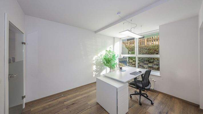 KITZIMMO-Büro Praxis in frequentierter Lage kaufen - Immobilien Kitzbühel.