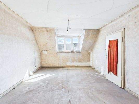 Zentrales Wohn/Geschäftshaus in Saarwellingen 