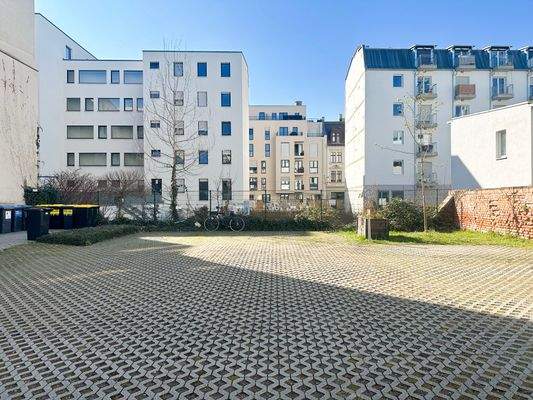 Zwei Stellplätze inklusive