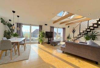 offener Wohn- und Essbereich