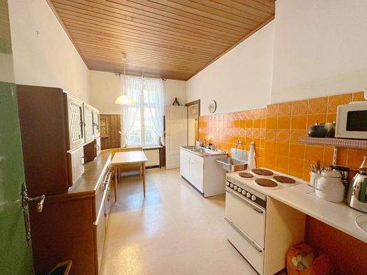 Küche mit Kammer 1. OG