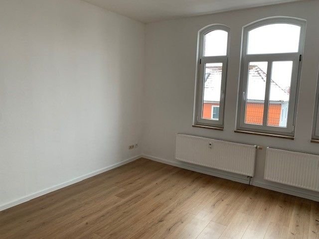 Schöne sanierte 2 Zimmer Wohnung