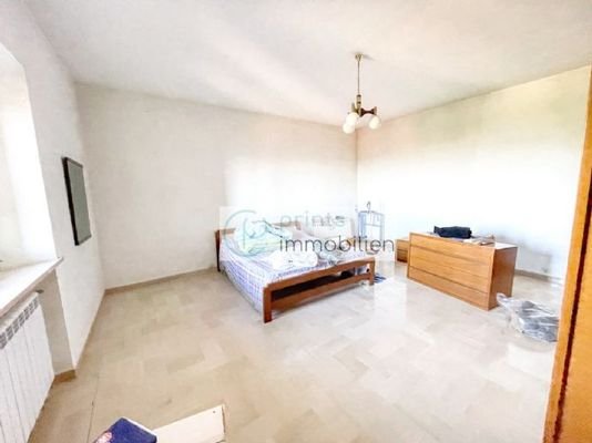 Schlafen 5, 2. Etage