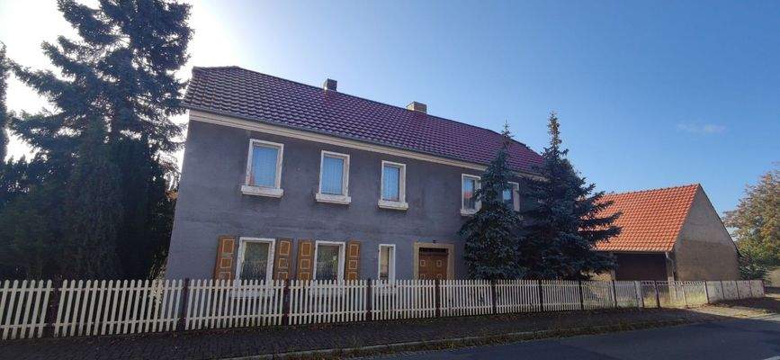 Ansicht Wohnhaus (Straßensicht)