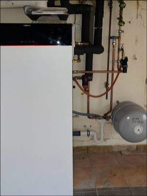 Neuwertige Heizungsanlage