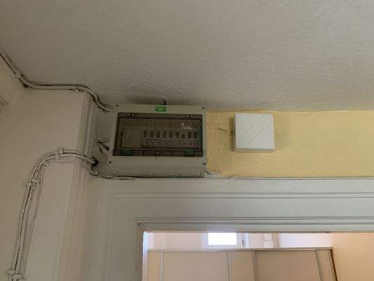 9047KC-11 Praxis Elektroinstallation