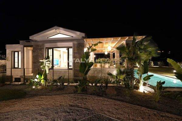 Houses with Private Pools and Large Gardens in Bodrum