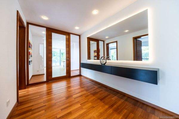 exklusiver Eingangsbereich