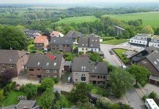 Hausansicht und Ausblick