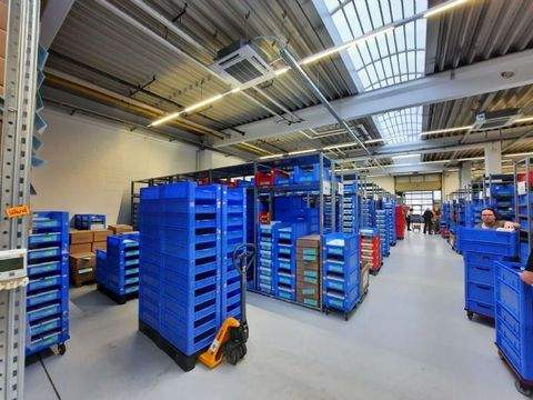 Friedrichsdorf Halle, Friedrichsdorf Hallenfläche