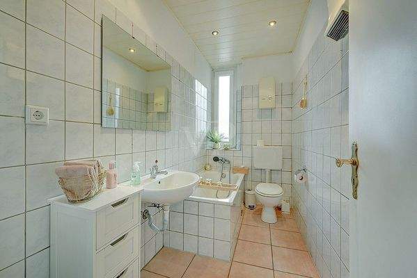 Von Poll - 1. OG Bad