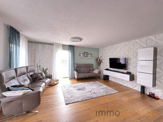 06D79FEE-9767-4E62-98B6-38BBBE45F035_1_105_c