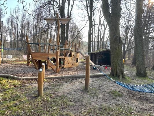  Spielplatz Bootsanlegestelle