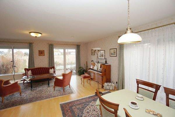 EG Wohnzimmer (7).jpg