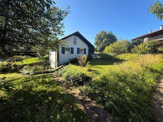 Garage mit Lagerraum