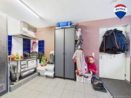 RE/MAX Immobilien DeLux Einfamilienhaus Mettlach-Weiten Waschraum