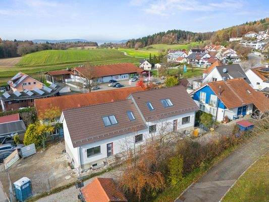 Luftaufnahme - Hauseingangsseite