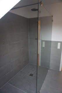 Bodentiefe Dusche!