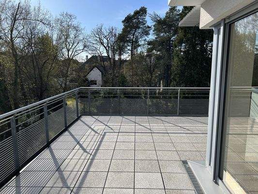 Dachterrasse am Wohnzimmer (vor der Vermietung)