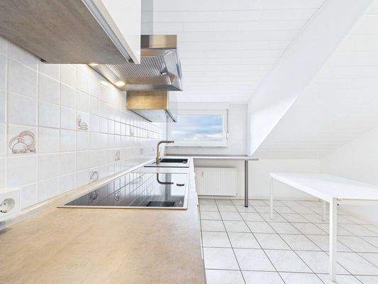 Dachgeschosswohnung in Roden-Nord 