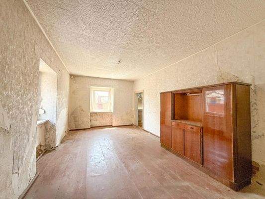 Zimmer 4 | linkes Gebäude