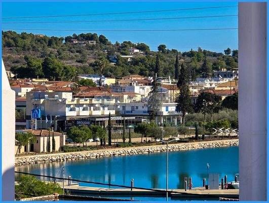 51b514094b674166b6e40bc4345ece71-original