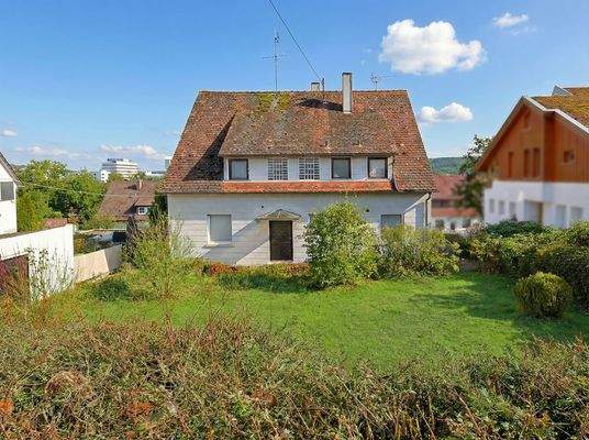 Bestandshaus mit Garten