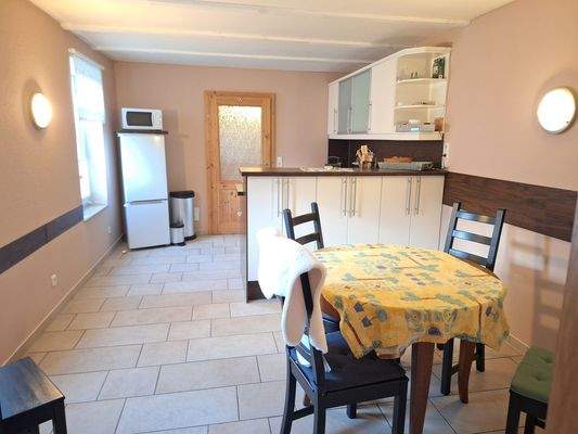 Wohnküche Nebengebäude