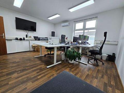 Freilassing Halle, Freilassing Hallenfläche