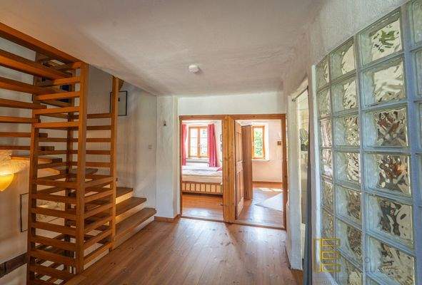 OG - Flur/ Treppenaufgang