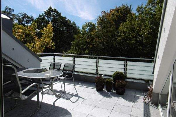 Uneinsehbare Dachterrasse.JPG