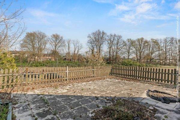 22,27 m² Dachterrasse (Sonne fast den ganzen Tag)