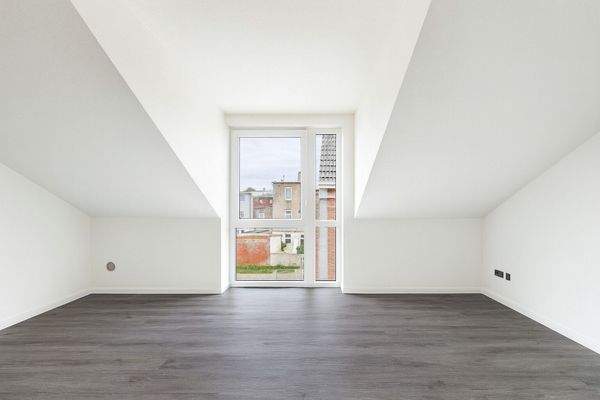 Schlafzimmer  -  KI-generiertes Bild aus Rohbauzustand! Abweichungen möglich!