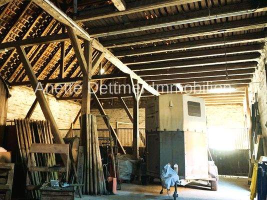 Scheune mit Ponygehege