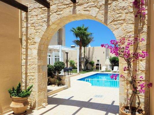 Kreta, Nopigia: Schöne 2-Zimmer-Wohnung in Anlage in Strandnähe zu verkaufen