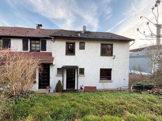 Hausansicht und Eingang